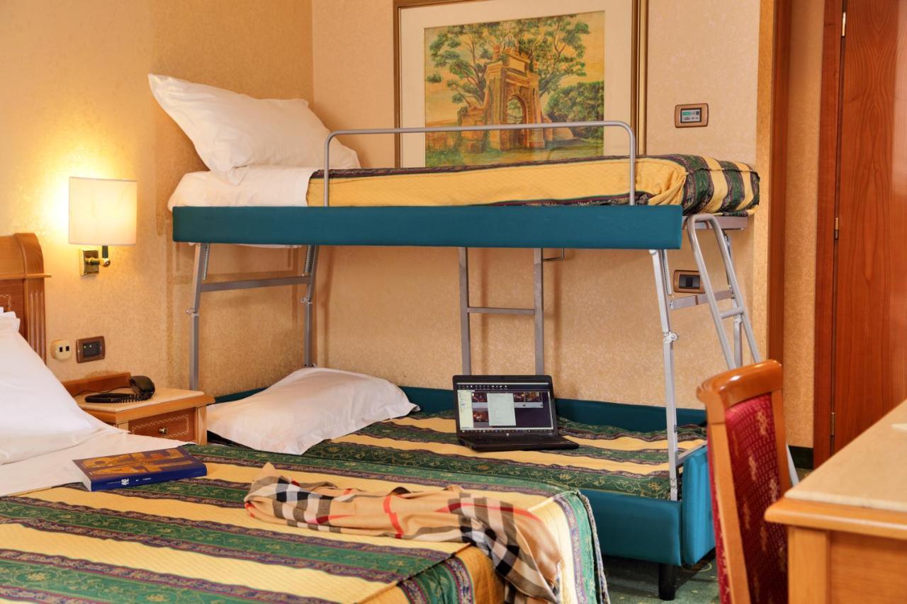 Colonna Hotel Frascati Habitación foto